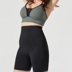 NWOT Full Compression Postpartum Biker Shorts